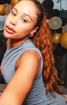 Modelkartei Frauen Frankfurt AleaBremen Bild: 1